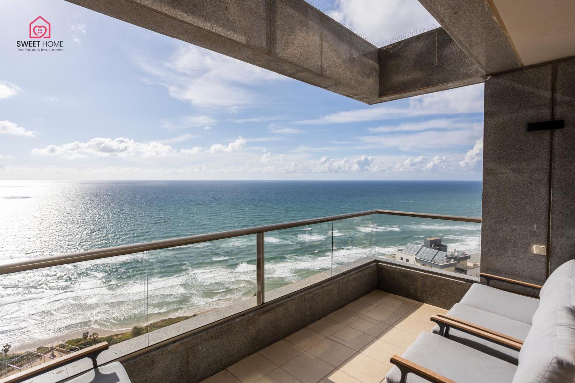 Luxury Apartments' In Netanya Bagian luar foto